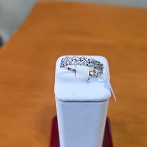 Elegant Silver Women's Ring